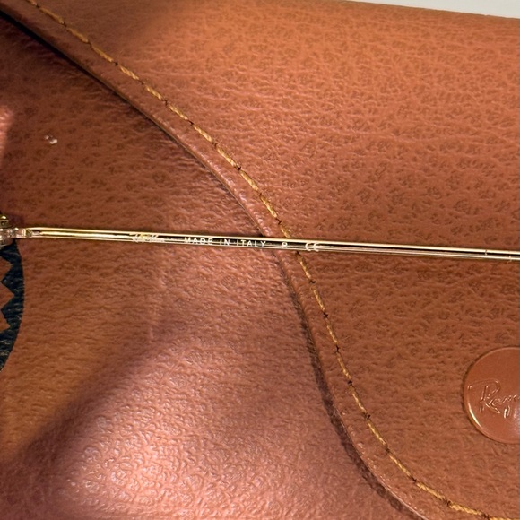 Ray-Ban Gold Frame Aviator Sunglasses - Picture 7 of 7